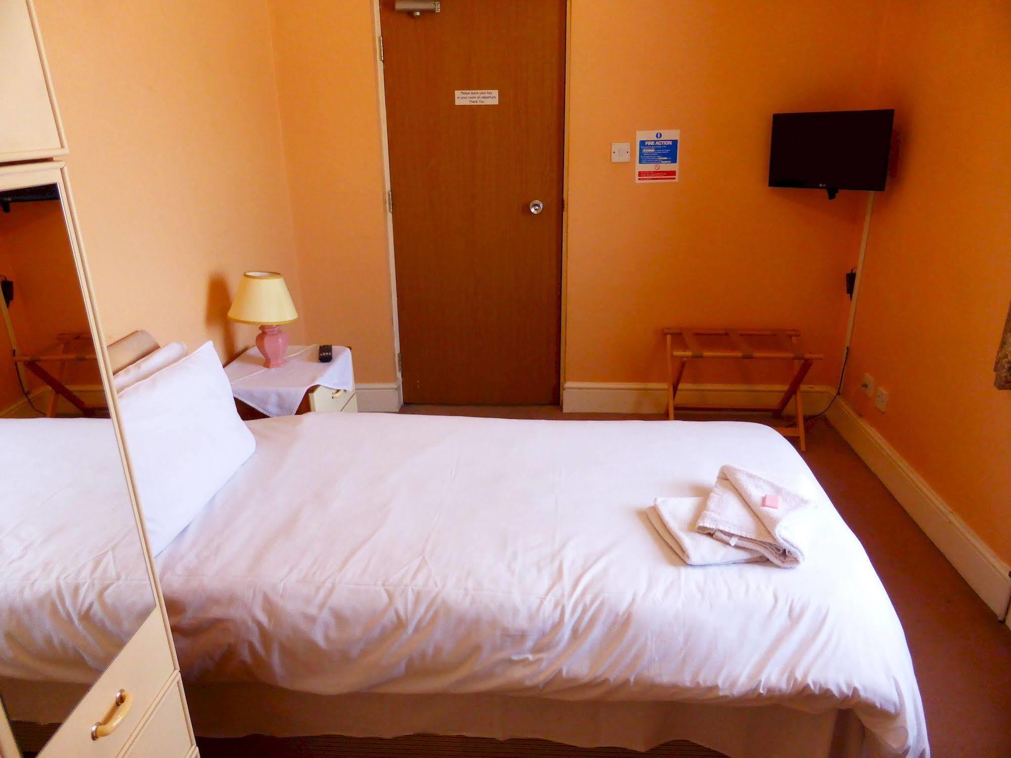 Hotel Dinara 버밍엄 외부 사진